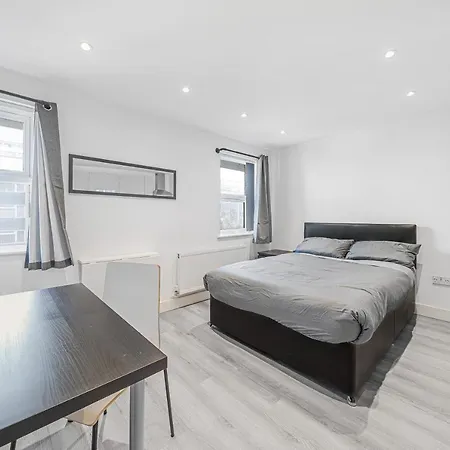 Studio Flat In Camberwell Apartamento